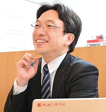 真山社長のプロフ写真